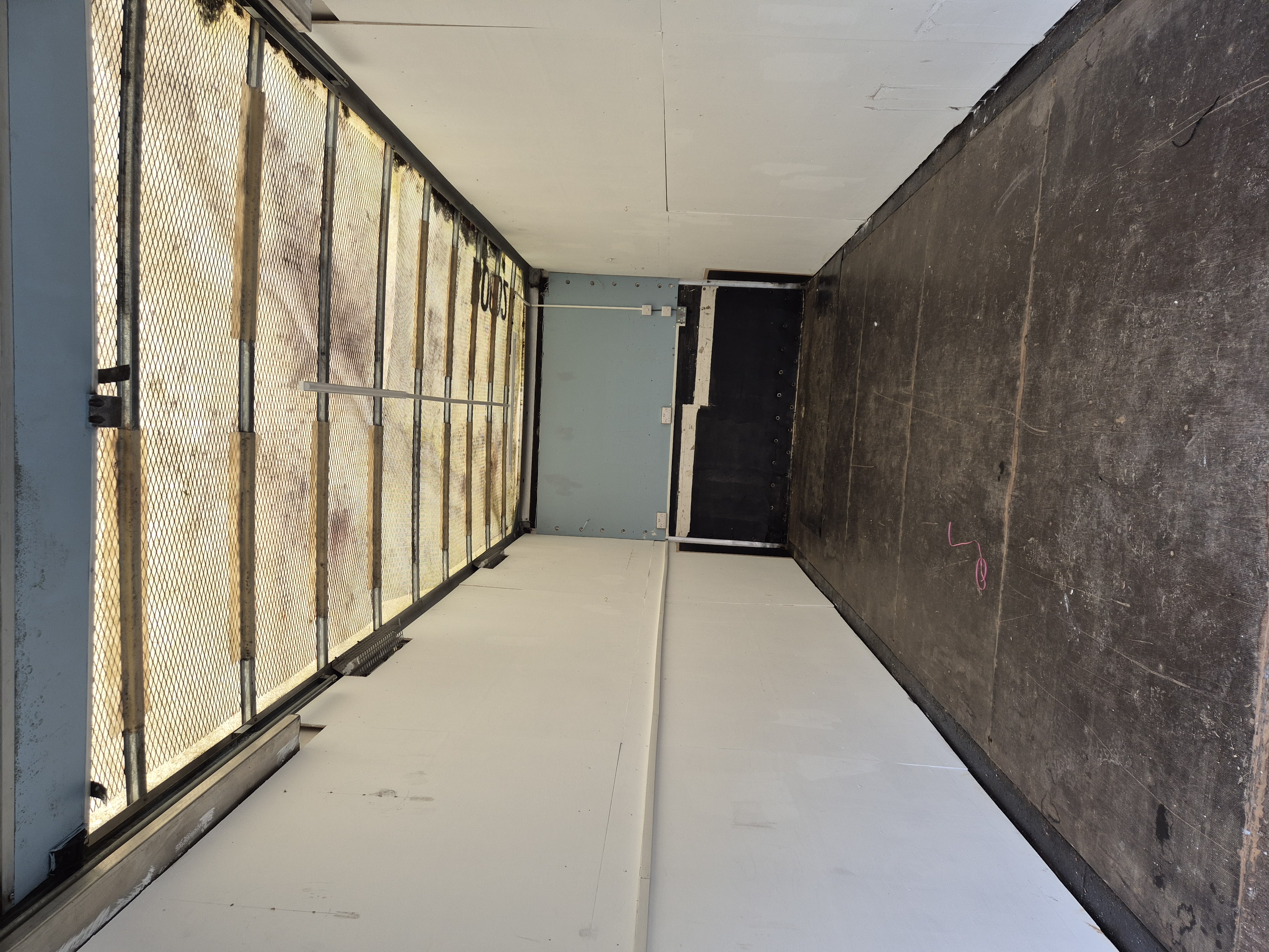 Industrial Unit in Milton Keynes - photo 2